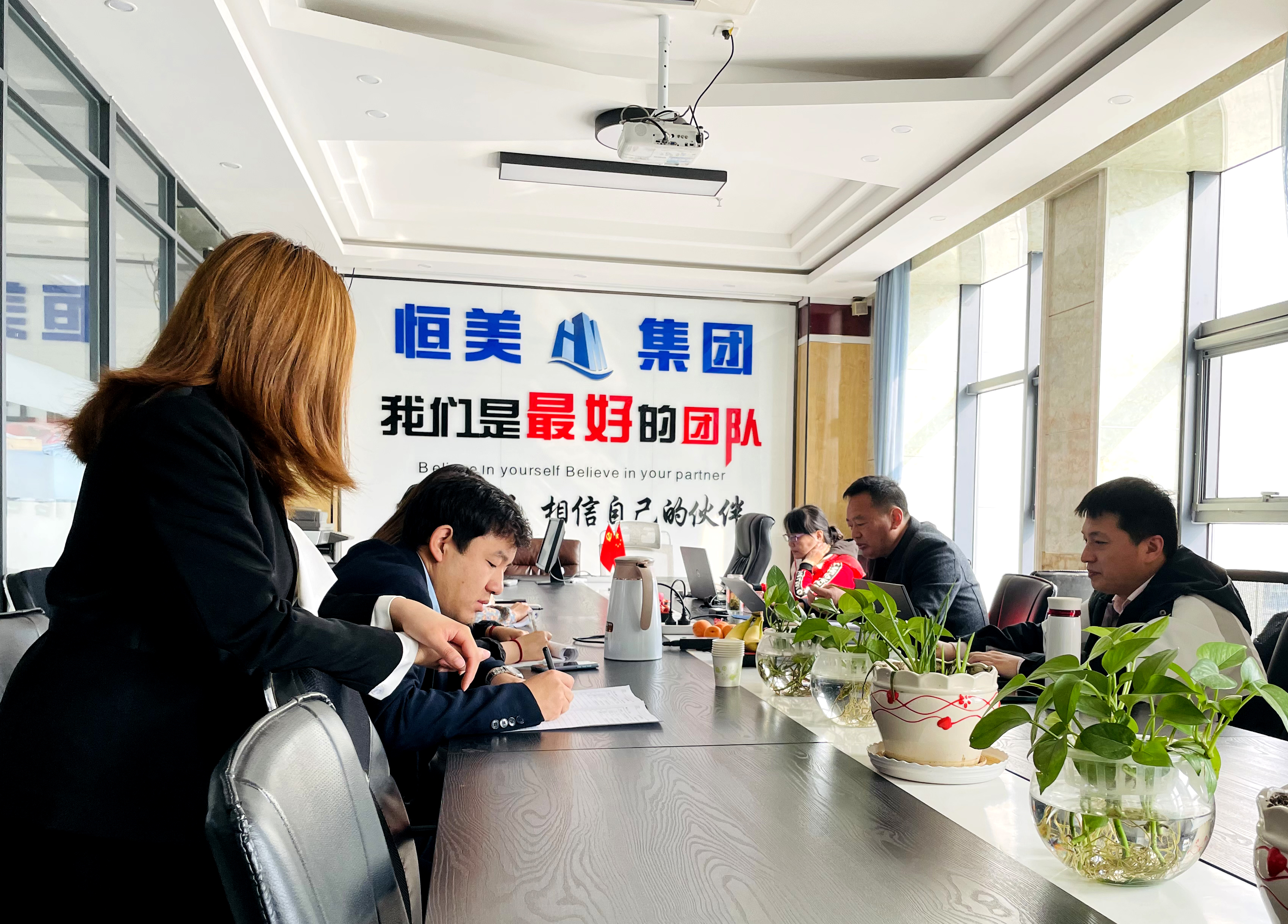 集體簽到3.jpg 集體簽到3.jpg