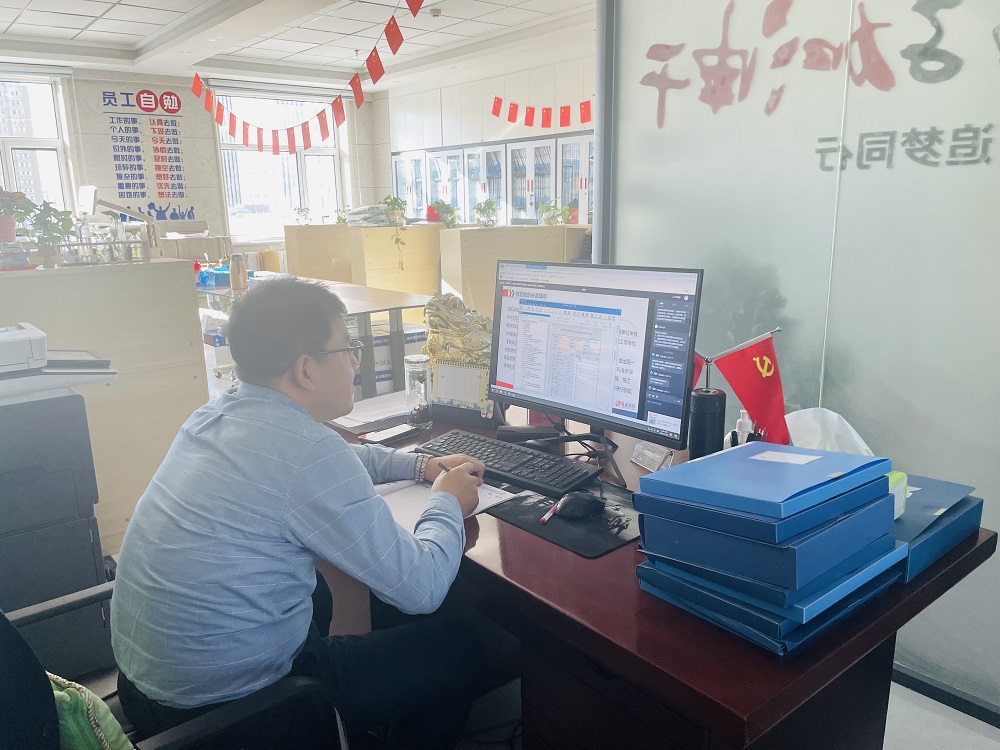 c527eb9f0f4db1541e9af502a4ba1bf.jpg c527eb9f0f4db1541e9af502a4ba1bf.jpg